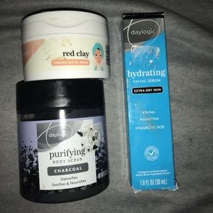 Daylogic Mask & Purifyin Charcoal Scrub Detoxifies & Hydrating Facial Serum Lot3